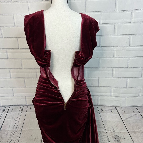 Miss Circle Irisa Burgundy Draping Off Shoulder Corset Dress size Large - Picture 9 of 12